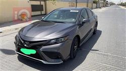 تۆیۆتا کامری